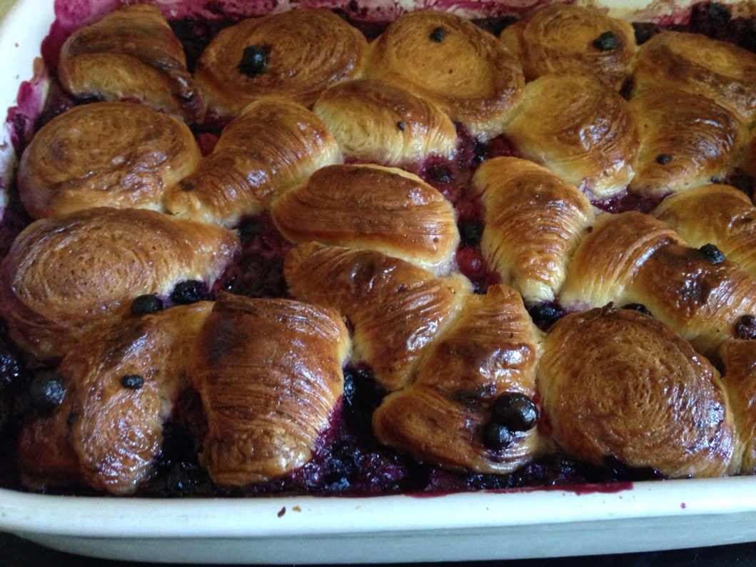 Croissants lost with red fruits